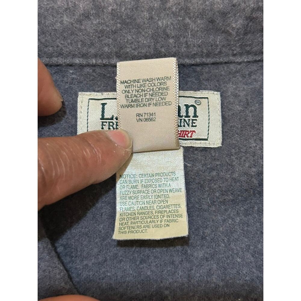 Gray L.L.Bean Long-Sleeve Button-Down Heavy Flannel Chamois‎ Shirt - (Men's XL) - Picture 10 of 10